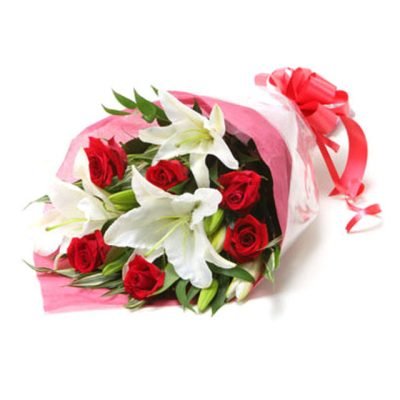 birthday-hand-bouquet-roses-lilies-delivery-to_FA101885_PH[1]